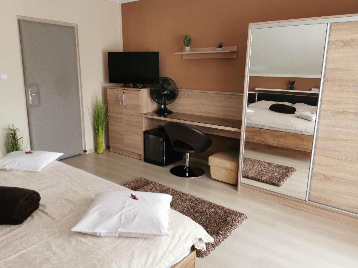 Csabai Vendeghaz Hotel Bük Eksteriør billede